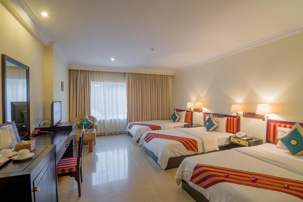 Angkor Riviera Hotel Siem Reap Exterior foto