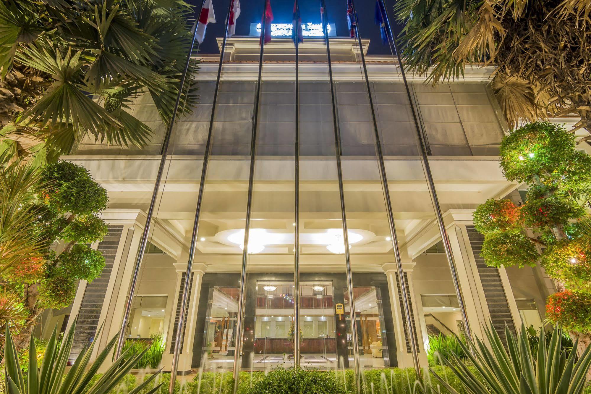 Angkor Riviera Hotel Siem Reap Exterior foto
